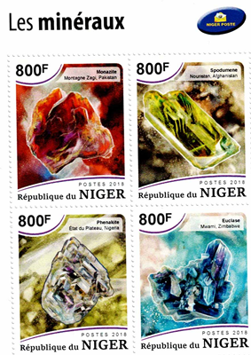 7498NIG18.jpg 7498NIG18.jpg